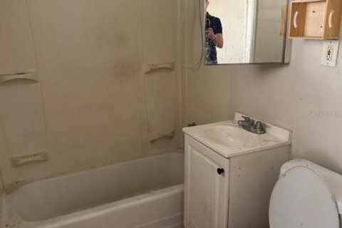 Casa en venta en Gulfport, Florida, 3 dormitorios, 101.82 m2 № 1744133 - foto 11
