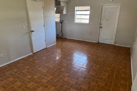 Casa en venta en Gulfport, Florida, 3 dormitorios, 101.82 m2 № 1744133 - foto 10