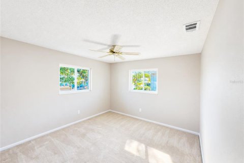 Villa ou maison à vendre à Palm Coast, Floride: 4 chambres, 183.57 m2 № 2433422 - photo 26