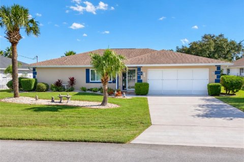 Villa ou maison à Palm Coast, Floride 4 chambres, 183.57 m2 № 2433422