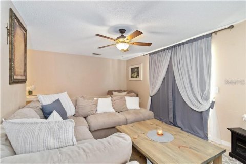 Duplex à vendre à Lakeland, Floride: 3 chambres, 113.62 m2 № 2092096 - photo 3