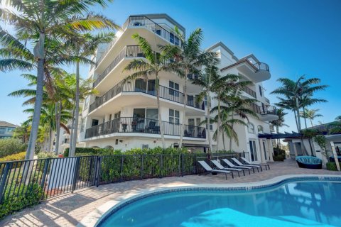 Copropriété à louer à Boynton Beach, Floride: 2 chambres, 154.22 m2 № 1173211 - photo 1