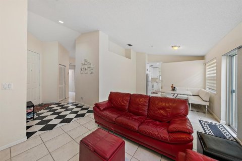 Villa ou maison à vendre à Lake Worth, Floride: 3 chambres, 129.88 m2 № 2376972 - photo 8