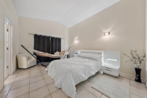 Villa ou maison à vendre à Lake Worth, Floride: 3 chambres, 129.88 m2 № 2376972 - photo 12