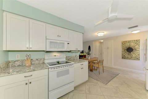 House in Englewood, Florida 2 bedrooms, 112.04 sq.m. № 1564887 - photo 10