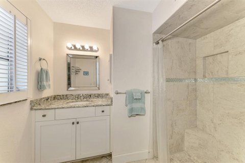 House in Englewood, Florida 2 bedrooms, 112.04 sq.m. № 1564887 - photo 21