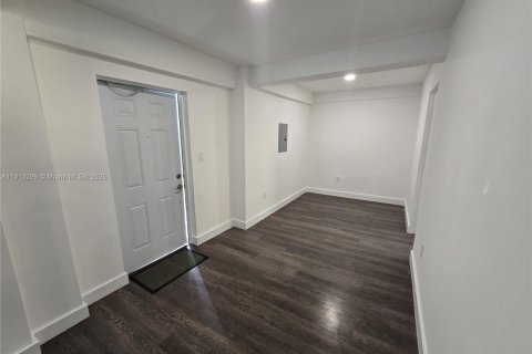Copropriété à louer à Miami, Floride: 2 chambres, 1148.64 m2 № 1969412 - photo 21