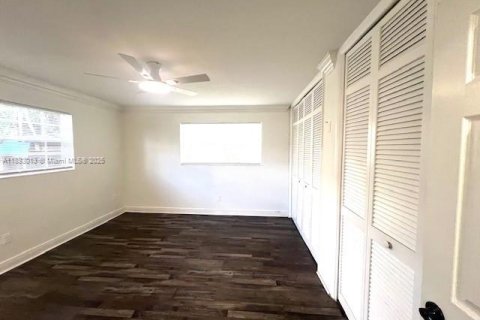 Снять в аренду виллу или дом в Пемброк-Пайнс, Флорида 3 спальни, 126.72м2, № 1950788 - фото 16