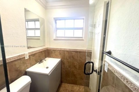 Снять в аренду виллу или дом в Пемброк-Пайнс, Флорида 3 спальни, 126.72м2, № 1950788 - фото 25