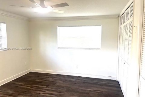 Снять в аренду виллу или дом в Пемброк-Пайнс, Флорида 3 спальни, 126.72м2, № 1950788 - фото 17