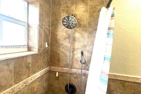 Снять в аренду виллу или дом в Пемброк-Пайнс, Флорида 3 спальни, 126.72м2, № 1950788 - фото 21