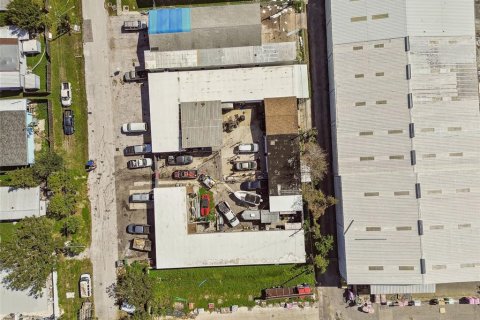 Купить коммерческую недвижимость в Пинеллас-Парк, Флорида 327.76м2, № 1419198 - фото 20