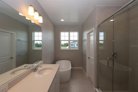 Villa ou maison à vendre à Zellwood, Floride: 4 chambres, 23.13 m2 № 2403200 - photo 18