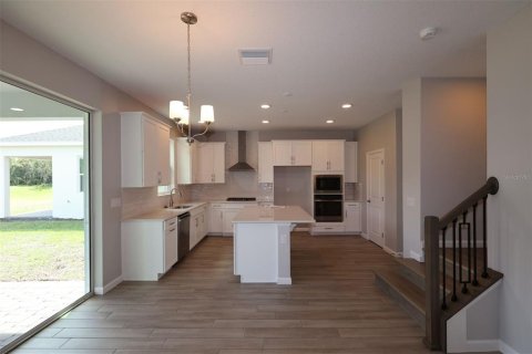 Villa ou maison à vendre à Zellwood, Floride: 4 chambres, 23.13 m2 № 2403200 - photo 5