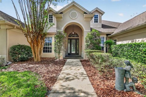 House in Eustis, Florida 3 bedrooms, 271.92 sq.m. № 2429437 - photo 16