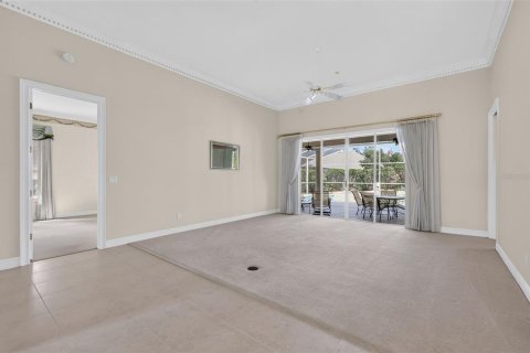 House in Eustis, Florida 3 bedrooms, 271.92 sq.m. № 2429437 - photo 28