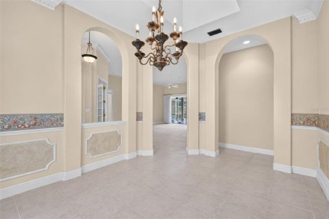 House in Eustis, Florida 3 bedrooms, 271.92 sq.m. № 2429437 - photo 25