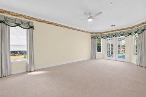 House in Eustis, Florida 3 bedrooms, 271.92 sq.m. № 2429437 - photo 30