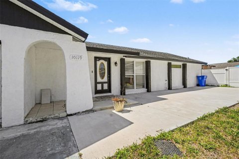 Casa en venta en Tampa, Florida, 3 dormitorios, 145.48 m2 № 2093998 - foto 28