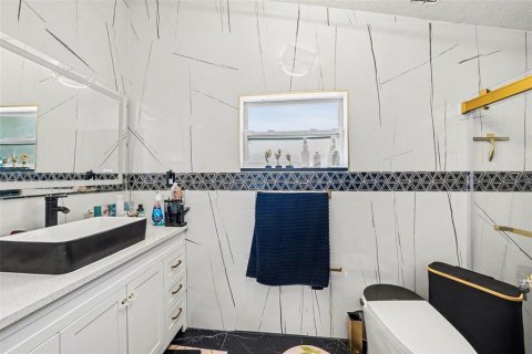 Casa en venta en Tampa, Florida, 3 dormitorios, 145.48 m2 № 2093998 - foto 17