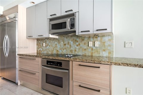 Снять в аренду кондоминиум в Авентура, Флорида 2 спальни, 219.25м2, № 2246545 - фото 14