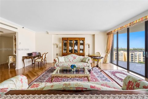 Снять в аренду кондоминиум в Авентура, Флорида 2 спальни, 219.25м2, № 2246545 - фото 6