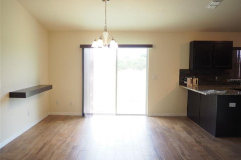 Villa ou maison à louer à Davenport, Floride: 3 chambres, 137.96 m2 № 2115954 - photo 2