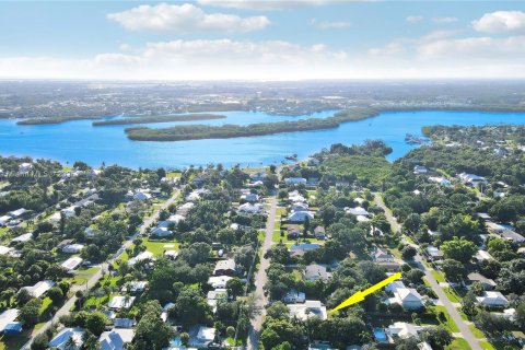 Casa en venta en Palm City, Florida, 4 dormitorios, 272.67 m2 № 1858891 - foto 2