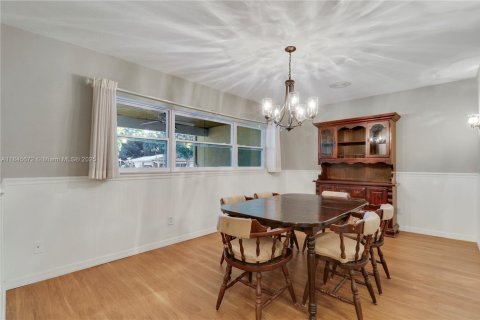 Casa en venta en Palm City, Florida, 4 dormitorios, 272.67 m2 № 1858891 - foto 21