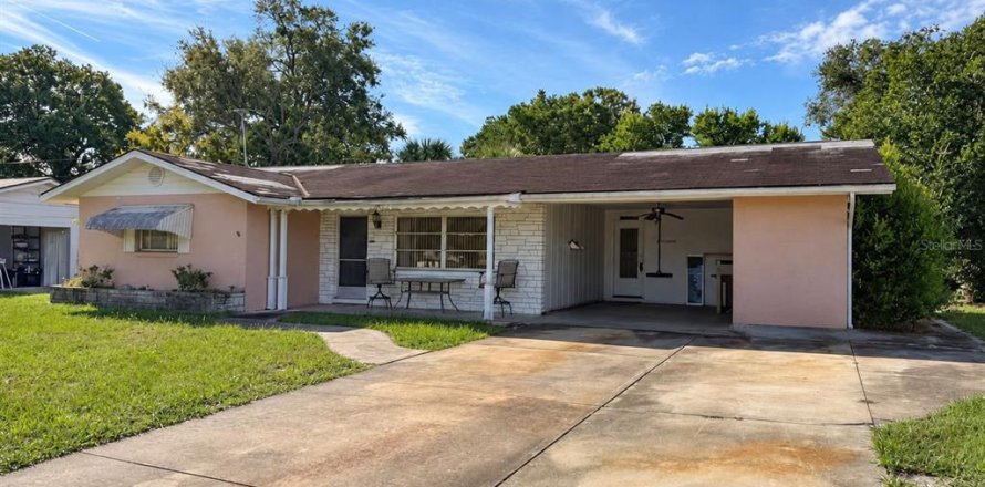 Villa ou maison à Orange City, Floride 2 chambres, 117.06 m2 № 2391350