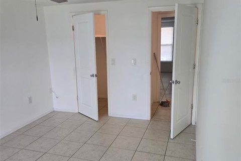 Duplex in Bradenton, Florida 2 bedrooms, 95.88 sq.m. № 1847086 - photo 7