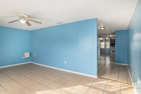 Commercial property in Lakeland, Florida 4 bedrooms, 183.39 sq.m. № 1771334 - photo 9