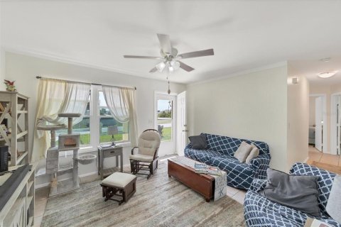 House in Port Charlotte, Florida 3 bedrooms, 85.28 sq.m. № 2157151 - photo 5