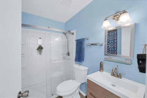 House in Port Charlotte, Florida 3 bedrooms, 85.28 sq.m. № 2157151 - photo 11
