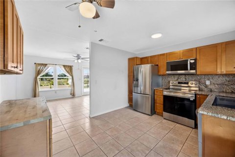House in Port Charlotte, Florida 3 bedrooms, 85.28 sq.m. № 2157151 - photo 26
