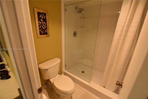 Copropriété à louer à Pompano Beach, Floride: 3 chambres, 139.35 m2 № 1981831 - photo 12