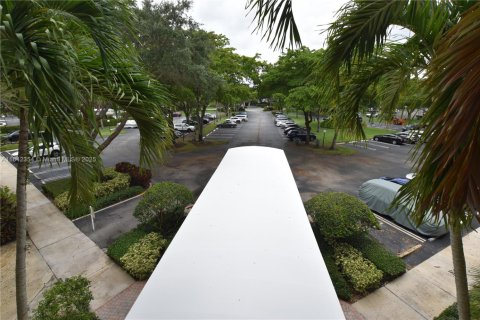 Copropriété à louer à Pompano Beach, Floride: 3 chambres, 139.35 m2 № 1981831 - photo 26