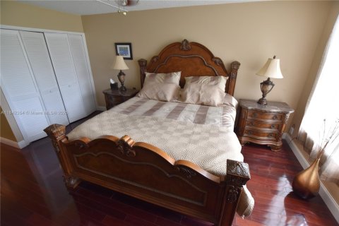 Copropriété à louer à Pompano Beach, Floride: 3 chambres, 139.35 m2 № 1981831 - photo 22