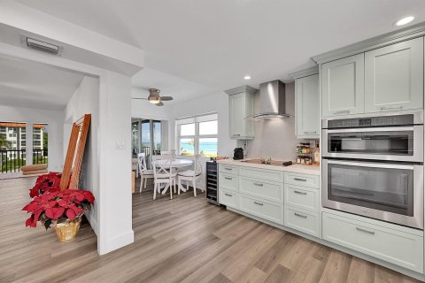 Condo in Boca Raton, Florida, 3 bedrooms  № 2261999 - photo 13