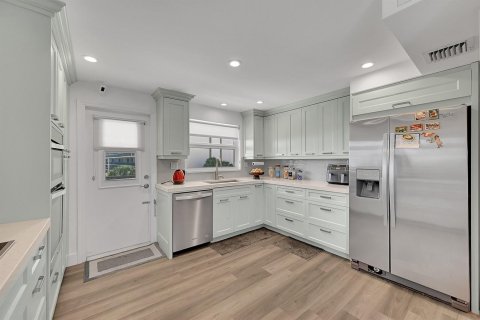 Condo in Boca Raton, Florida, 3 bedrooms  № 2261999 - photo 15