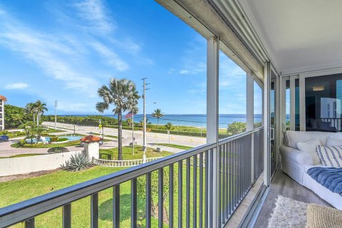Condo in Boca Raton, Florida, 3 bedrooms  № 2261999 - photo 2