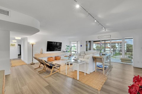 Condo in Boca Raton, Florida, 3 bedrooms  № 2261999 - photo 7