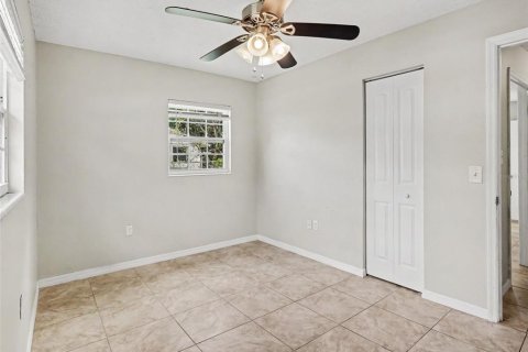 Villa ou maison à vendre à Orlando, Floride: 3 chambres, 96.62 m2 № 2156622 - photo 9