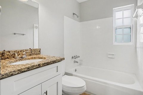 Villa ou maison à vendre à Orlando, Floride: 3 chambres, 96.62 m2 № 2156622 - photo 13