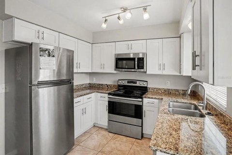 Villa ou maison à vendre à Orlando, Floride: 3 chambres, 96.62 m2 № 2156622 - photo 5