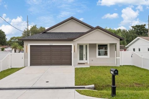 Villa ou maison à Tampa, Floride 3 chambres, 132.39 m2 № 2358969