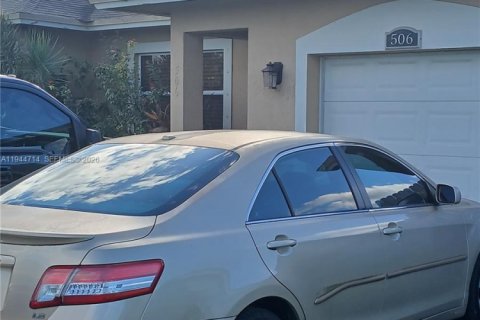 Casa en venta en Florida City, Florida, 4 dormitorios, 129.51 m2 № 2002400 - foto 4