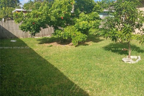 Casa en venta en Florida City, Florida, 4 dormitorios, 129.51 m2 № 2002400 - foto 22