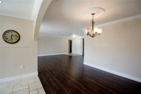 Casa en venta en Miramar, Florida, 3 dormitorios, 151.71 m2 № 1942601 - foto 4