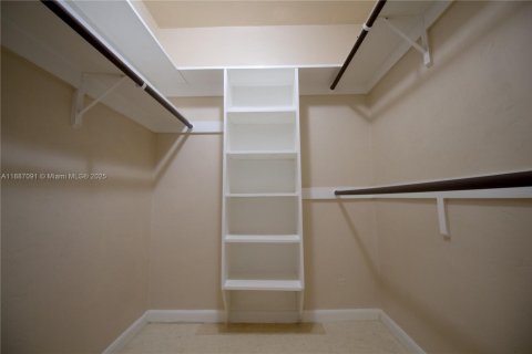 Casa en venta en Miramar, Florida, 3 dormitorios, 151.71 m2 № 1942601 - foto 12